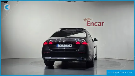 MERCEDES E-CLASS E300 4MATIC EXCLUSIVE