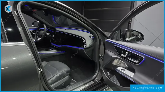 MERCEDES E-CLASS E300 4MATIC AMG LINE