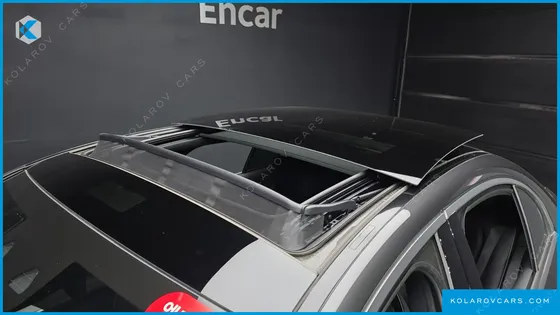 MERCEDES E-CLASS E300 4MATIC AMG LINE