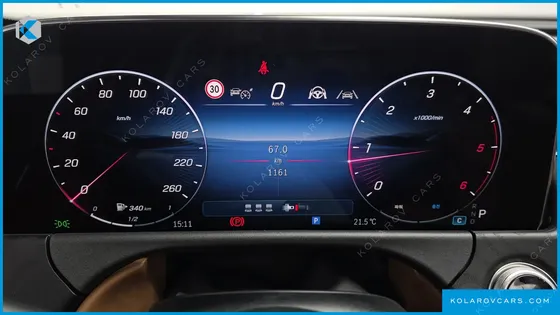 MERCEDES E-CLASS E220D 4MATIC EXCLUSIVE
