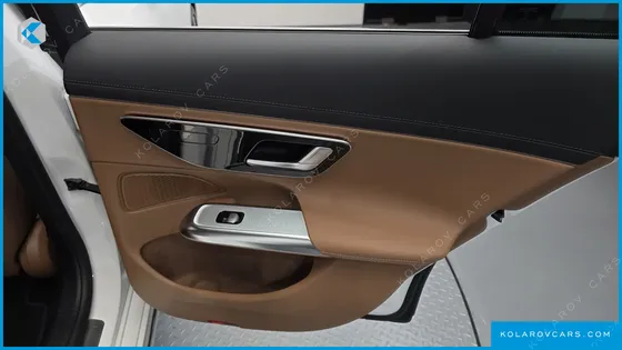 MERCEDES E-CLASS E220D 4MATIC EXCLUSIVE