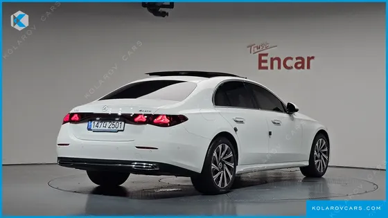 MERCEDES E-CLASS E300 4MATIC EXCLUSIVE