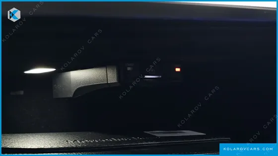 MERCEDES E-CLASS E300 4MATIC EXCLUSIVE
