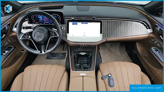 MERCEDES E-CLASS E300 4MATIC AMG LINE