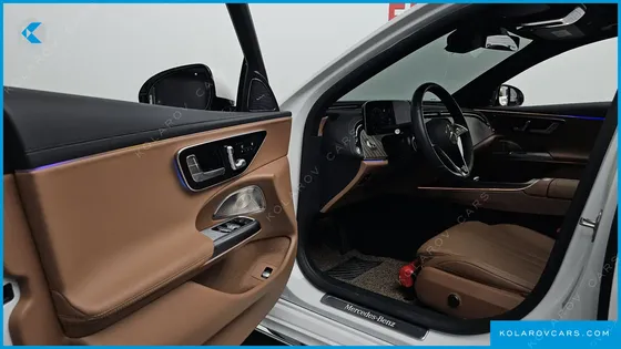 MERCEDES E-CLASS E300 4MATIC AMG LINE