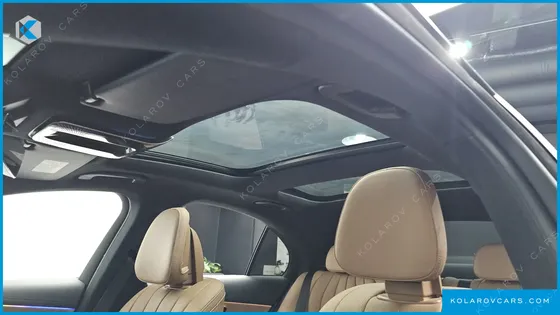 MERCEDES E-CLASS E300 4MATIC AMG LINE