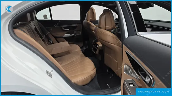 MERCEDES E-CLASS E300 4MATIC AMG LINE