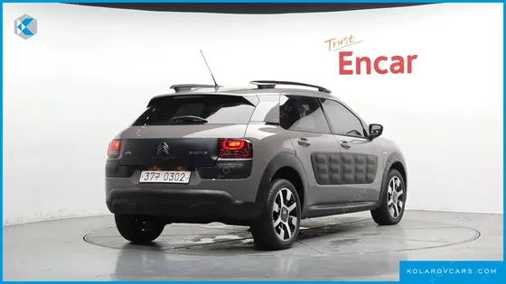 CITROËN C4 CACTUS 1.6 BLUEHDI SHINE