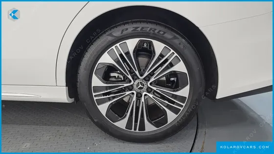 MERCEDES E-CLASS E220D 4MATIC EXCLUSIVE