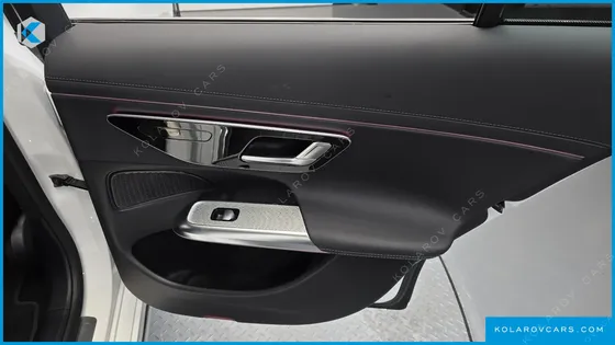 MERCEDES E-CLASS E220D 4MATIC EXCLUSIVE