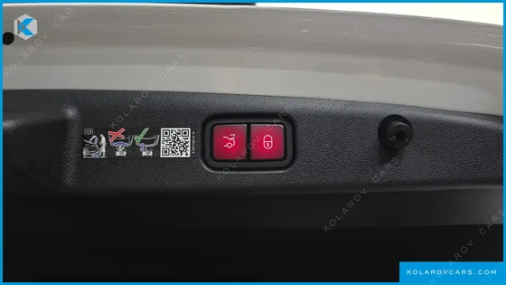 MERCEDES E-CLASS E220D 4MATIC EXCLUSIVE