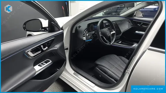 MERCEDES E-CLASS E200 AVANTGARDE