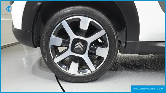 CITROËN C4 CACTUS 1.6 BLUEHDI SHINE