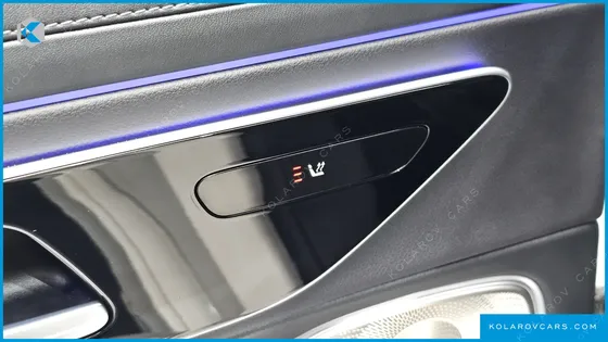 MERCEDES E-CLASS E300 4MATIC AMG LINE
