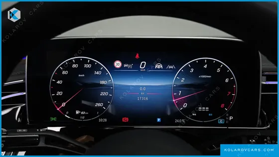 MERCEDES E-CLASS E300 4MATIC AMG LINE