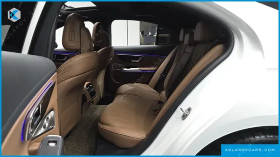 MERCEDES E-CLASS E300 4MATIC AMG LINE