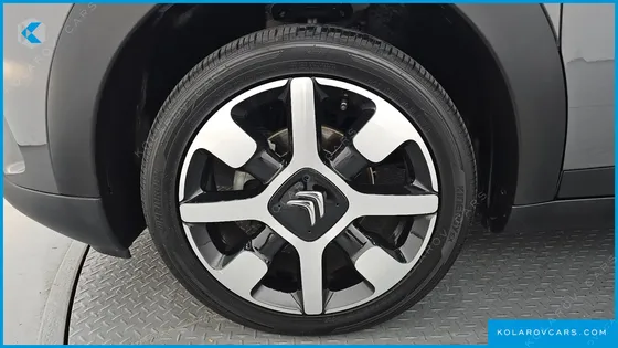 CITROËN C4 CACTUS 1.6 BLUEHDI SHINE
