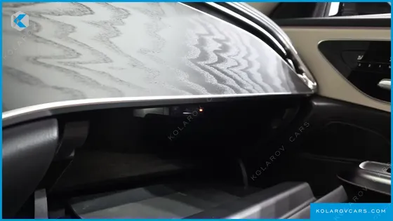 MERCEDES E-CLASS E200 AVANTGARDE