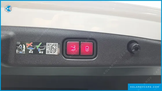 MERCEDES E-CLASS E200 AVANTGARDE