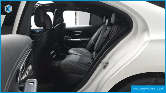 MERCEDES E-CLASS E300 4MATIC AMG LINE