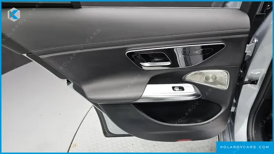 MERCEDES E-CLASS E300 4MATIC AMG LINE