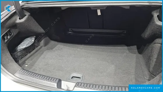 MERCEDES E-CLASS E300 4MATIC AMG LINE