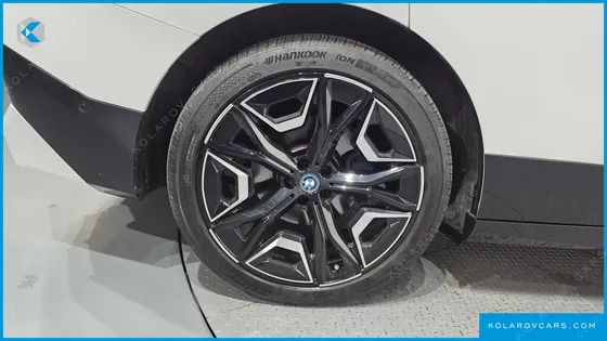 BMW IX XDRIVE50 SPORTS PLUS