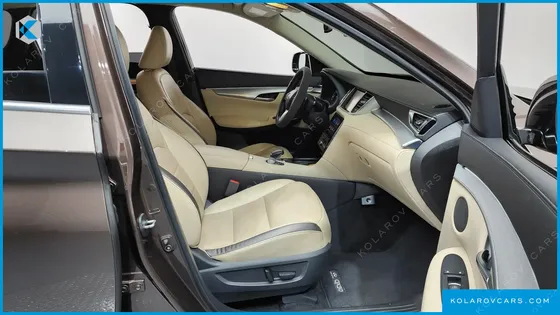 INFINITY QX50 2.0 ESSENTIAL