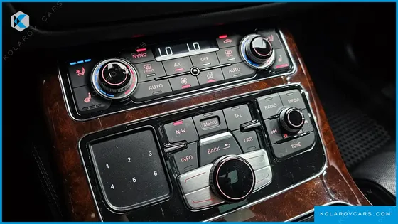 AUDI A8 4.2 FSI QUATTRO LWB