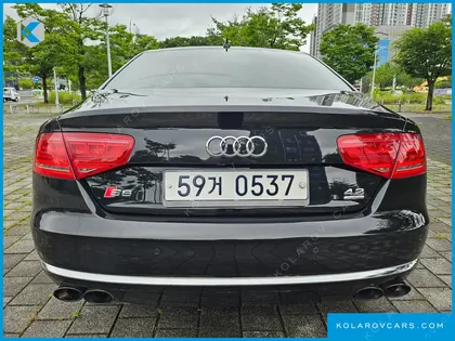 AUDI A8 4.2 FSI QUATTRO LWB