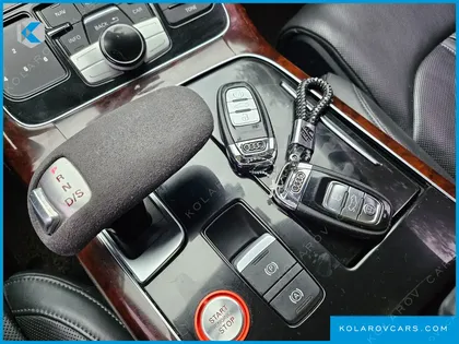 AUDI A8 4.2 FSI QUATTRO LWB