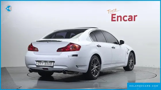 INFINITY G SEDAN SPORTS