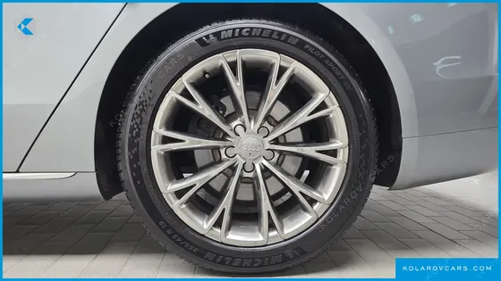 AUDI A8 3.0 TFSI QUATTRO LWB
