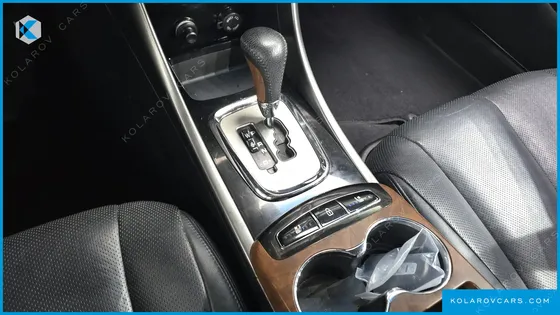 KGM - SSANGYONG CHAIRMAN 500S HIGH-DELUXE