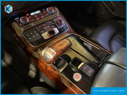 AUDI A8 4.2 FSI QUATTRO LWB