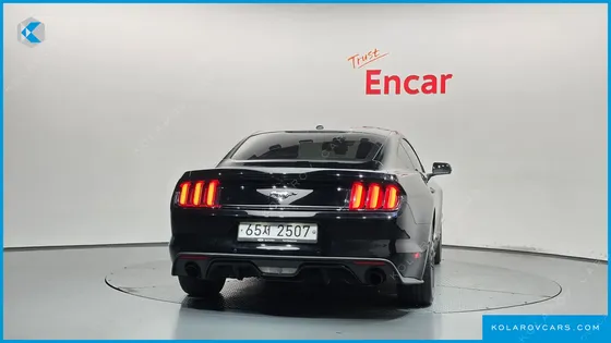 FORD MUSTANG COUPE