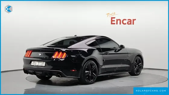FORD MUSTANG COUPE