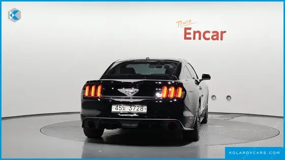 FORD MUSTANG COUPE