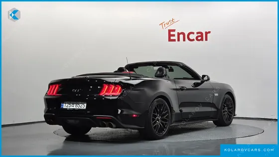 FORD MUSTANG GT CONVERTIBLE