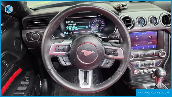 FORD MUSTANG GT CONVERTIBLE