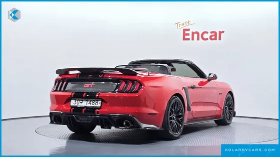 FORD MUSTANG GT CONVERTIBLE