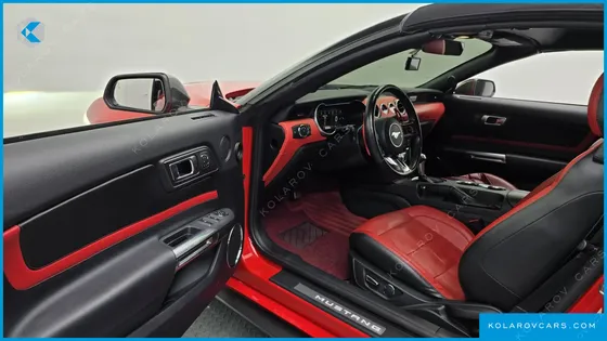 FORD MUSTANG GT CONVERTIBLE