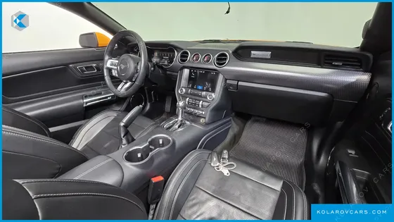 FORD MUSTANG GT CONVERTIBLE