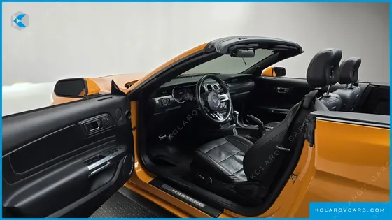 FORD MUSTANG GT CONVERTIBLE