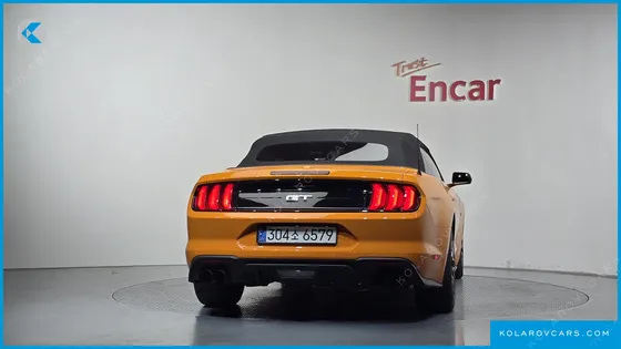 FORD MUSTANG GT CONVERTIBLE