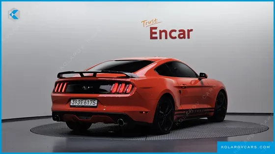 FORD MUSTANG COUPE