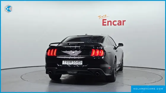 FORD MUSTANG COUPE