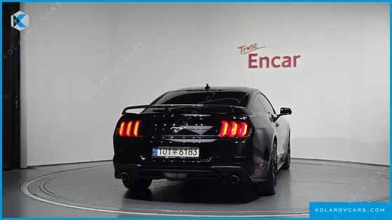 FORD MUSTANG COUPE