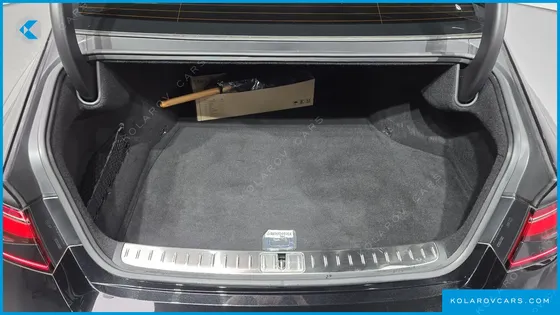 GENESIS G90 GASOLINE 3.5 TURBO 2WD