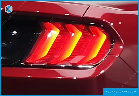 FORD MUSTANG CONVERTIBLE